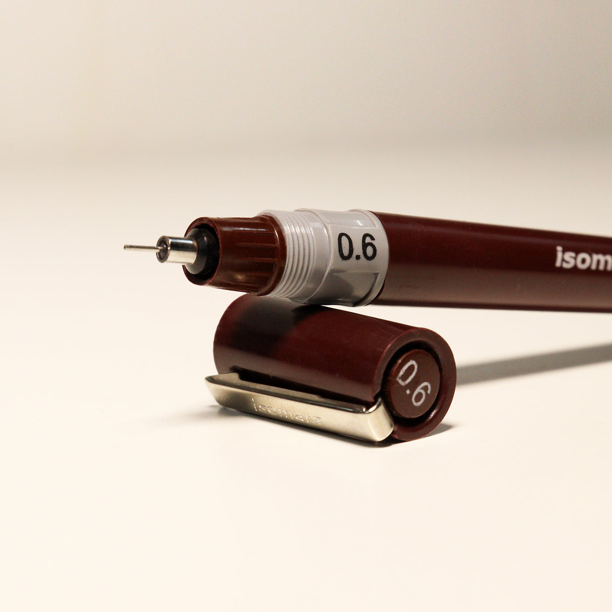 Isomars Technoart Fineliner Pen 0.6mm with Waterproof Black Ink Set