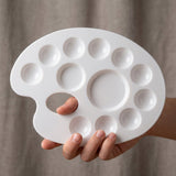 Isomars Oval Colour Palette, 12 Wells, Plastic Paint Mixing Tray - Isomars