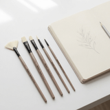 Saphire Master Paint Brush Set of 5 | Professional Hog Hair Long Handle Artist Brushes for Acrylic, Oil, Watercolor & Canvas Painting | Mixed Filbert, Fan, Flat, Round & Liner Brush Set - Isomars