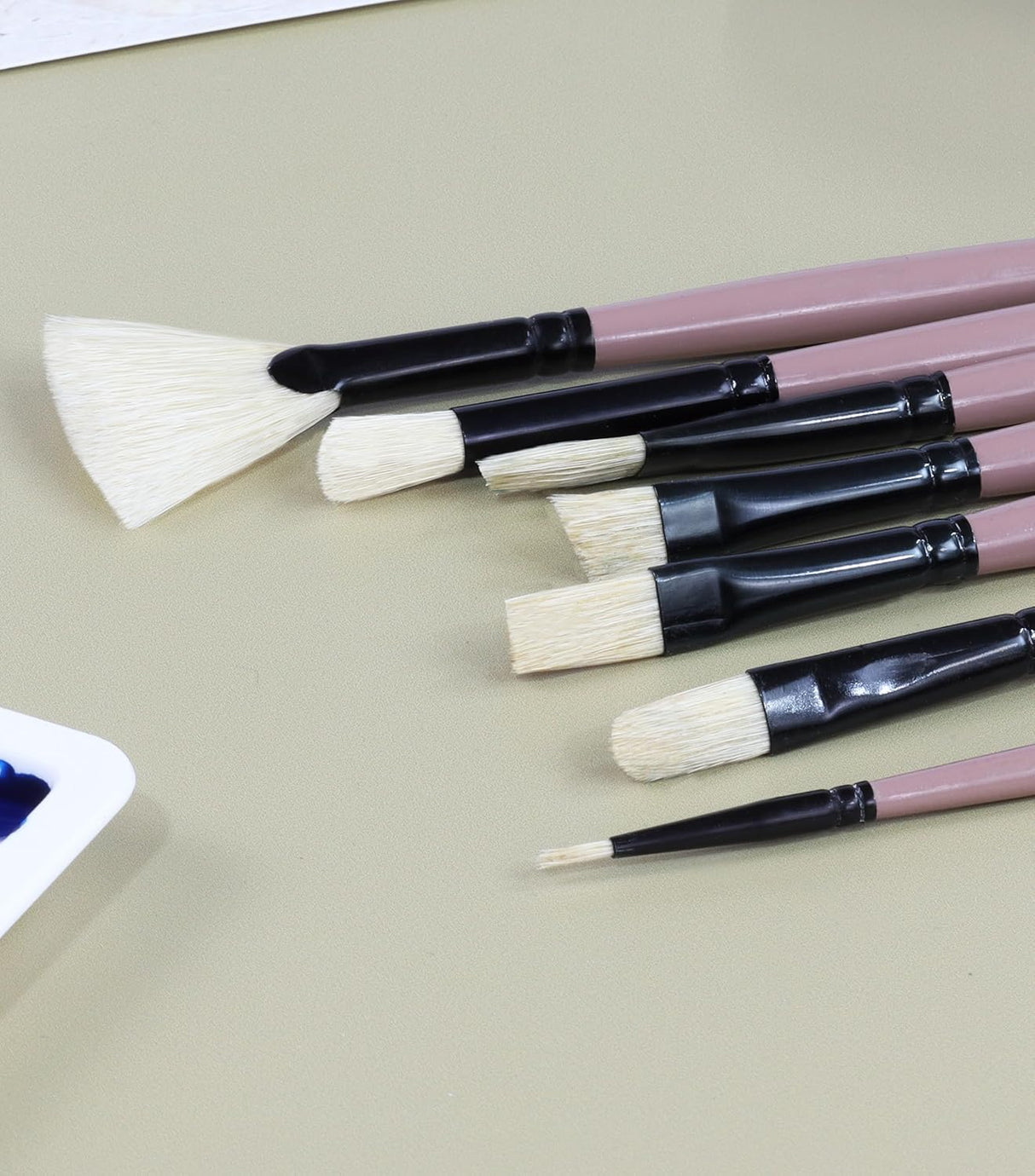 Saphire Painter’s Paint Brush Set of 7 | Professional Mixed Shape Hog Hair Artist Brushes for Acrylic & Oil Painting | Long Handle Canvas Brush Set (Filbert, Fan, Angular, Flat, Round, Deer Foot, Dagger) - Isomars